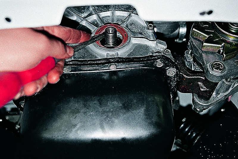 Removal and disassembly of the oil pump Lada Granta